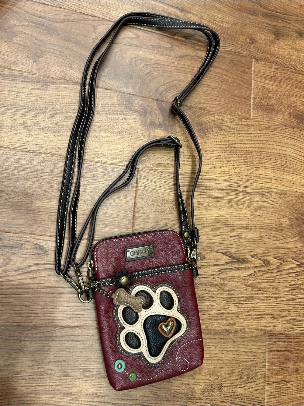 Chala Cellphone Xbody Ivory Pawprint on Maroon Convertible Crossbody Bag Purse - Picture 13 of 15
